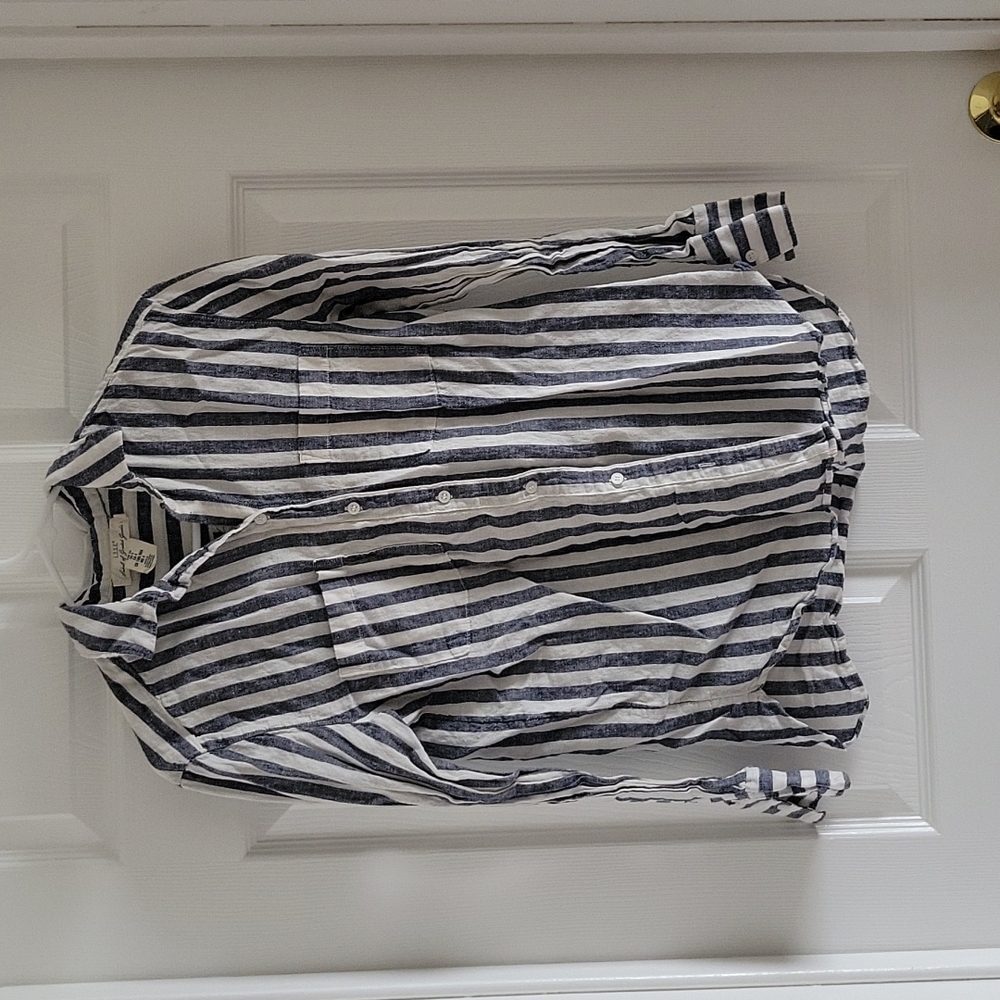 Stripped linen button down